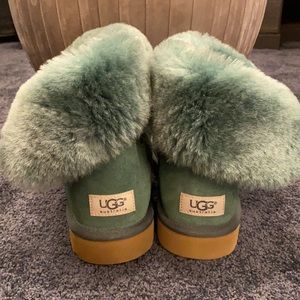 NWOT | UGG Bailey Button Boots